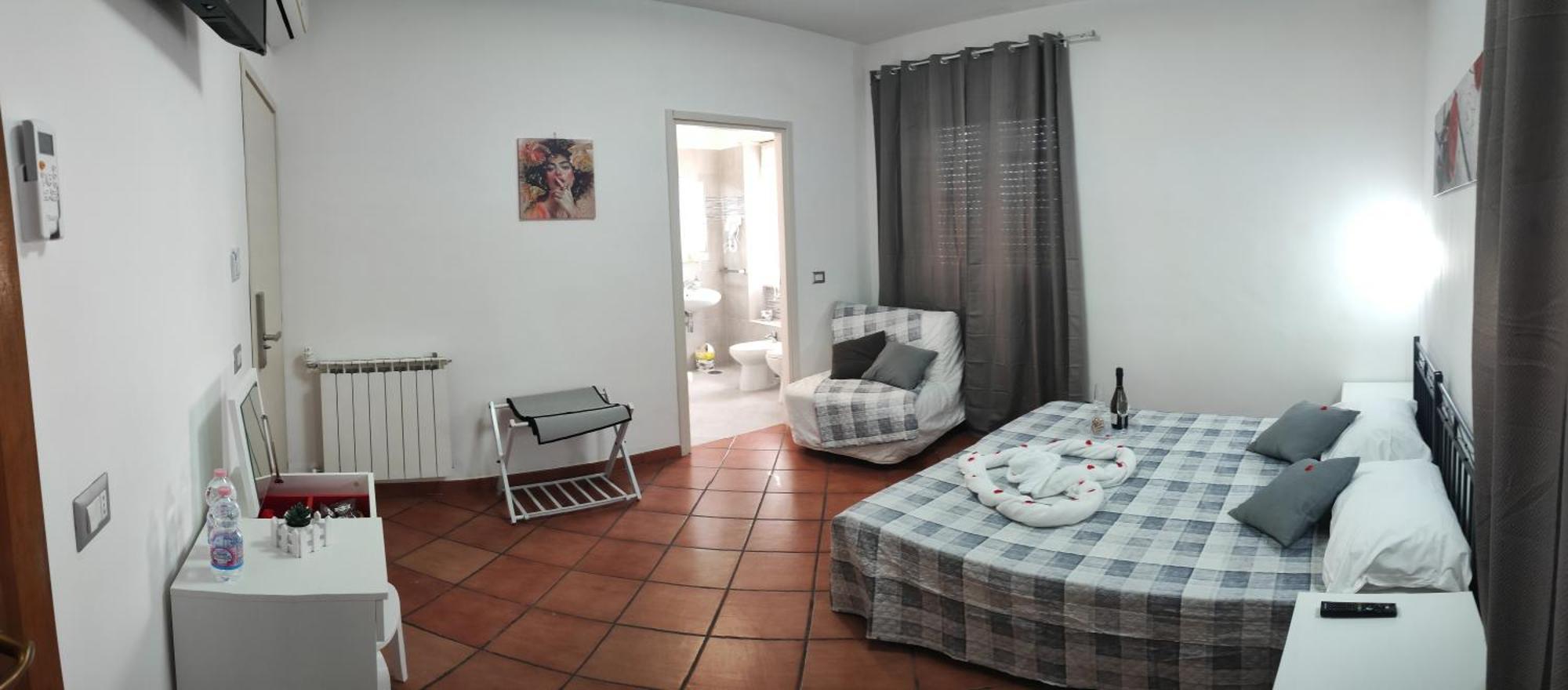 Royal House Fiumicino Hotel Екстериор снимка
